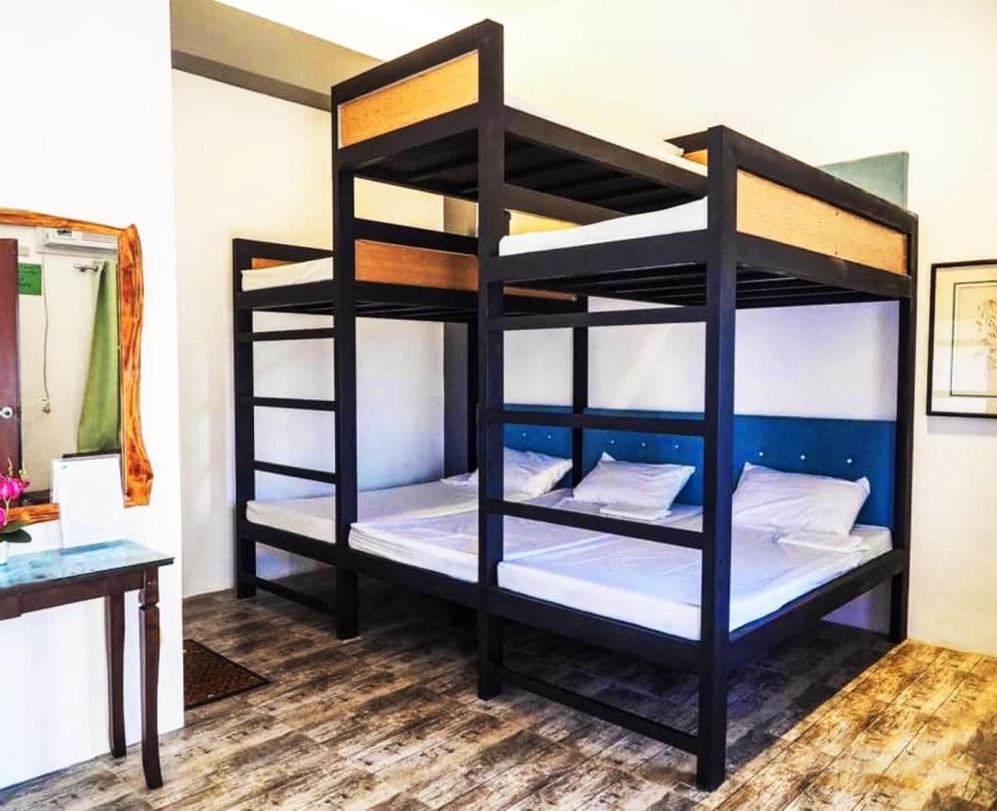 Floating Sanctuary Resort Powered By Cocotel Bulacan Luaran gambar
